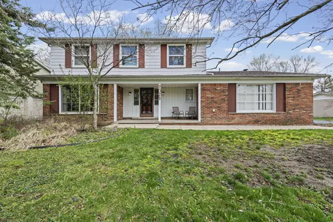 7023 Wild Ridge Ln, West Bloomfield, MI 48322