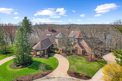 161 Laurin Ct, Ann Arbor, MI 48105