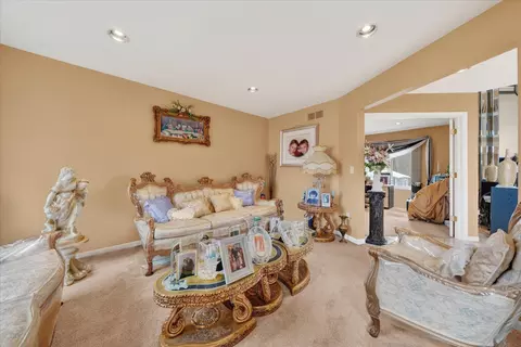 19444 Jack Pine Dr, Macomb, MI 48042 photo 13