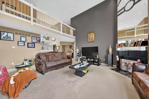19444 Jack Pine Dr, Macomb, MI 48042 photo 9