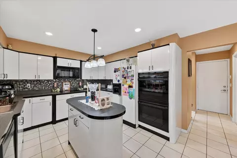 19444 Jack Pine Dr, Macomb, MI 48042 photo 21
