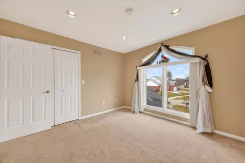19444 Jack Pine Dr, Macomb, MI 48042 photo 39