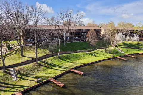 1730 Grove Road Unit Rd #B-307, Ypsilanti, MI 48198