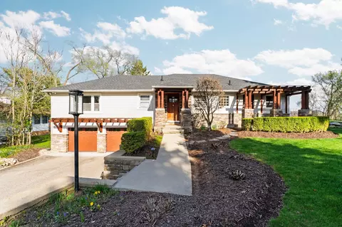 9960 Florence St, Dexter, MI 48169