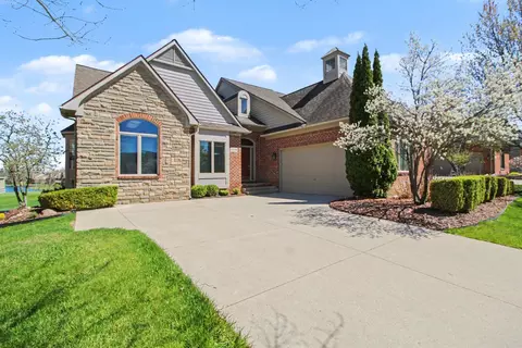 5359 Pinnacle Ct, Ann Arbor, MI 48108