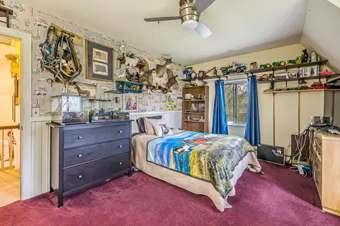 Bedroom - 8415 Huron River Dr, Webster, MI 48130 photo 5 of 6