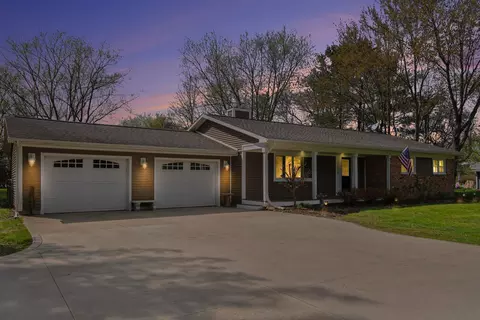 3290 Mount Hope Rd, Grass Lake, MI 49240