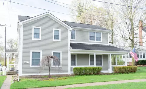 33315 Shiawassee St, Farmington, MI 48336