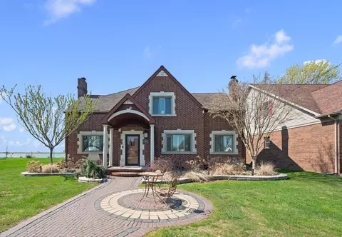 Exterior - 8115 Colony Dr, Clay, MI 48001 photo 1 of 8