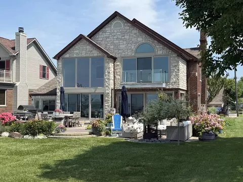 Exterior - 8115 Colony Dr, Clay, MI 48001 photo 6 of 8