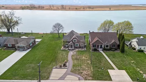 View/Area - 8115 Colony Dr, Clay, MI 48001 photo 7 of 9