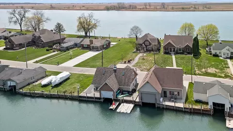 View/Area - 8115 Colony Dr, Clay, MI 48001 photo 4 of 9
