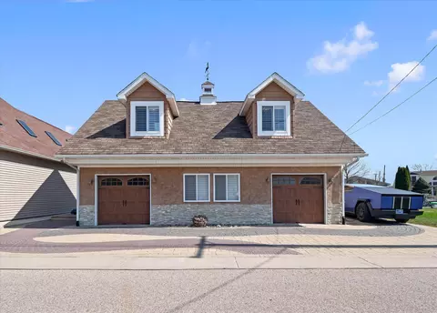 Exterior - 8115 Colony Dr, Clay, MI 48001 photo 4 of 8