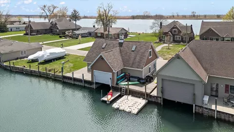 View/Area - 8115 Colony Dr, Clay, MI 48001 photo 5 of 9