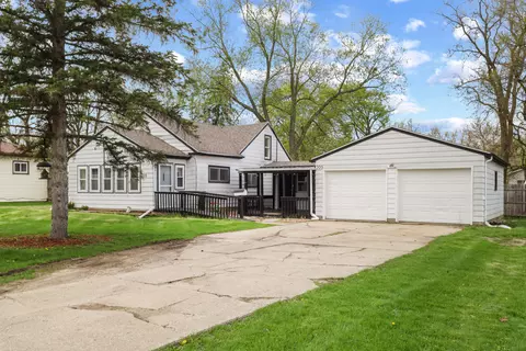 205 Cox Blvd, Lansing, MI 48910