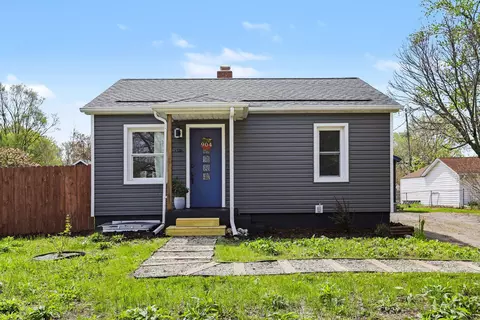 904 Hawthorne Ave, Ypsilanti, MI 48198