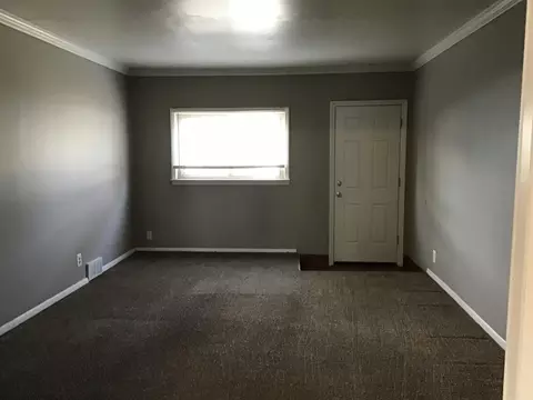 Living - 9458 Chamberlain St, Romulus, MI 48174 photo 3 of 3