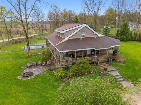 6475 Center Rd, Deerfield, MI 48430