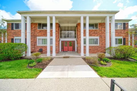 525 Fairbrook Street Unit St #207, Northville, MI 48167