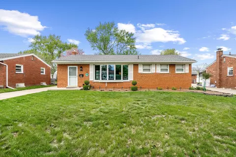 36753 Greenbush Rd, Wayne, MI 48184