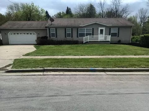 534 E Siena Heights Dr, Adrian, MI 49221