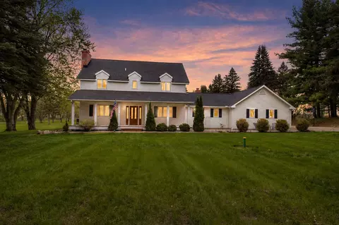 6121 Saline Waterworks Rd, Lodi, MI 48176
