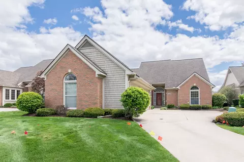 1989 Stonebridge Dr N, Pittsfield, MI 48108