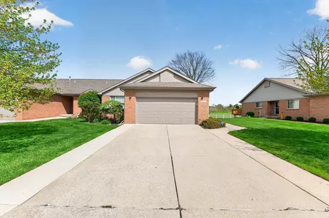 1927 Pebble Creek Dr, Canton, MI 48188