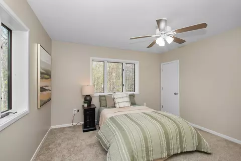 Bedroom - 963 Peaceful Ct, Brighton, MI 48114 photo 4 of 6