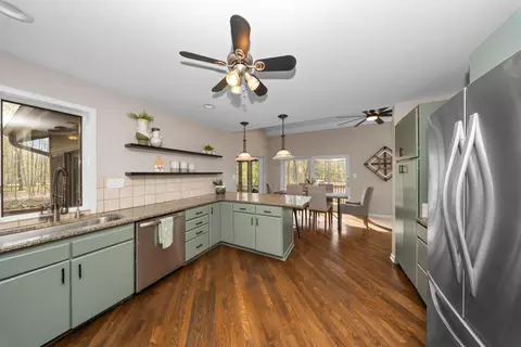 Kitchen - 963 Peaceful Ct, Brighton, MI 48114 photo 3 of 3