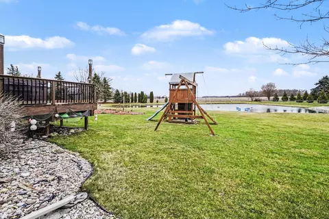 Exterior - 3549 W Beard Rd, Perry, MI 48872 photo 13 of 20