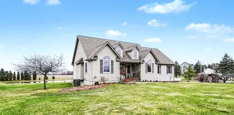3549 W Beard Rd, Perry, MI 48872
