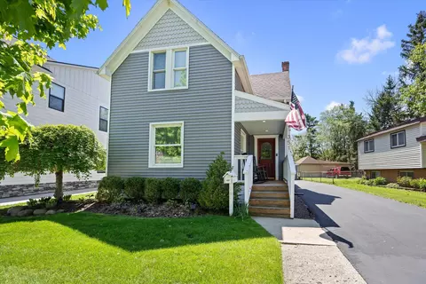 351 Maple St, Plymouth, MI 48170