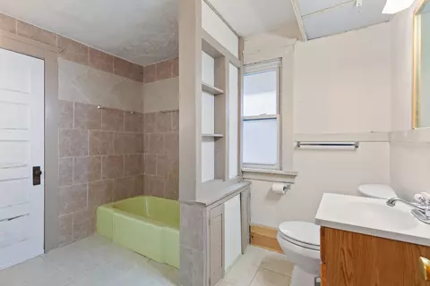 Bath - 1002 S West Ave, Jackson, MI 49203 photo 1 of 3