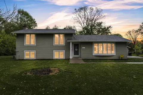 1675 S Sheldon Rd, Canton, MI 48188