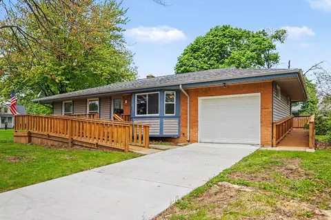 613 Murray Dr, Tecumseh, MI 49286