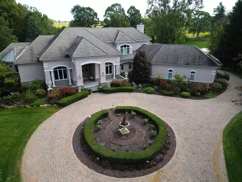 1777 Encore Ln, Scio, MI 48103