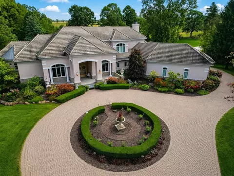 1777 Encore Ln, Scio, MI 48103