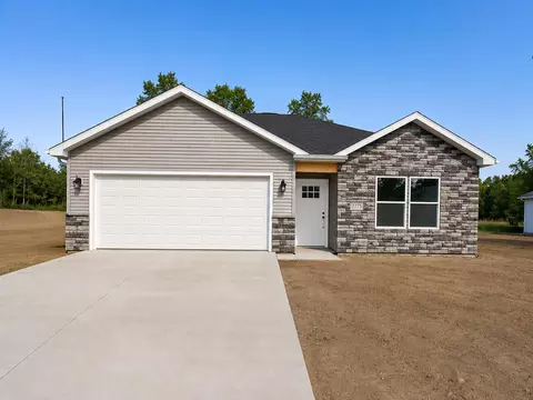 2775 Gady Pines Dr, Raisin, MI 49221