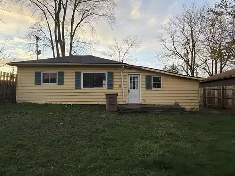 46 Oriole Rd, Pontiac, MI 48341
