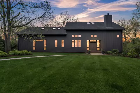 5555 Red Fox Run, Superior, MI 48105