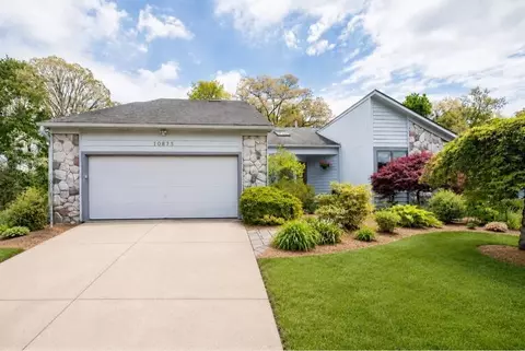 10875 Charring Cross Cir, Green Oak, MI 48189