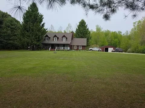 14445 Darling Rd, London, MI 48160