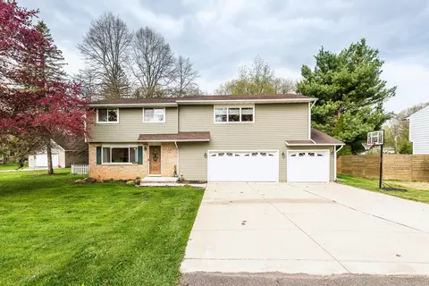 3190 Central, Highland, MI 48380