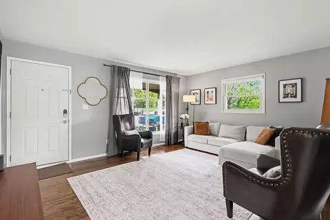 Living - 3621 Eli Rd, Ann Arbor, MI 48104 photo 1 of 2