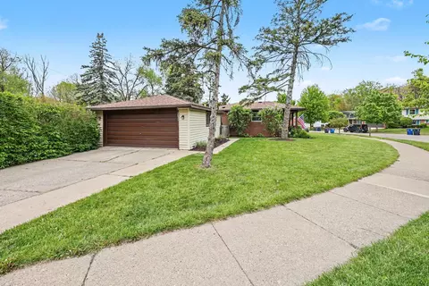 Exterior - 3621 Eli Rd, Ann Arbor, MI 48104 photo 3 of 6
