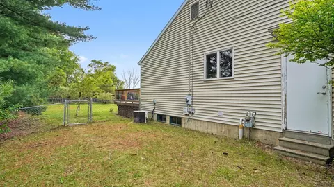 8395 Huron River Dr, Webster, MI 48130 photo 34