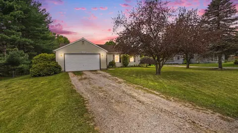8395 Huron River Dr, Webster, MI 48130 photo 2
