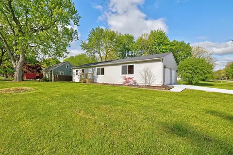 3636 Alida Ave, Rochester Hills, MI 48309