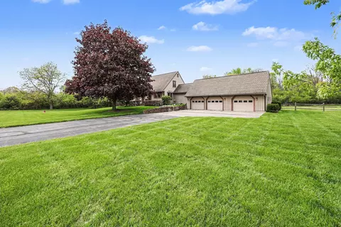 1971 Weatherhill Dr, Scio, MI 48130